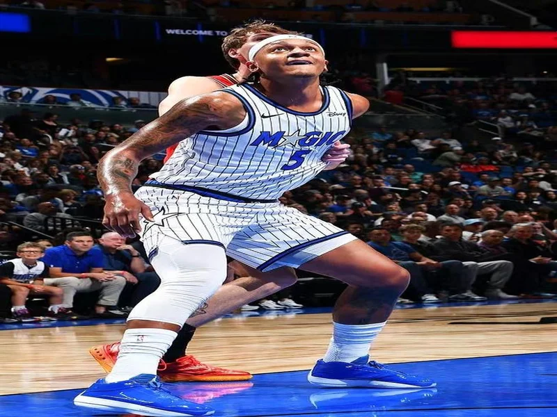 从天堂到地狱,索博在2-1领先后疯狂庆祝,被绝杀后伤心落泪